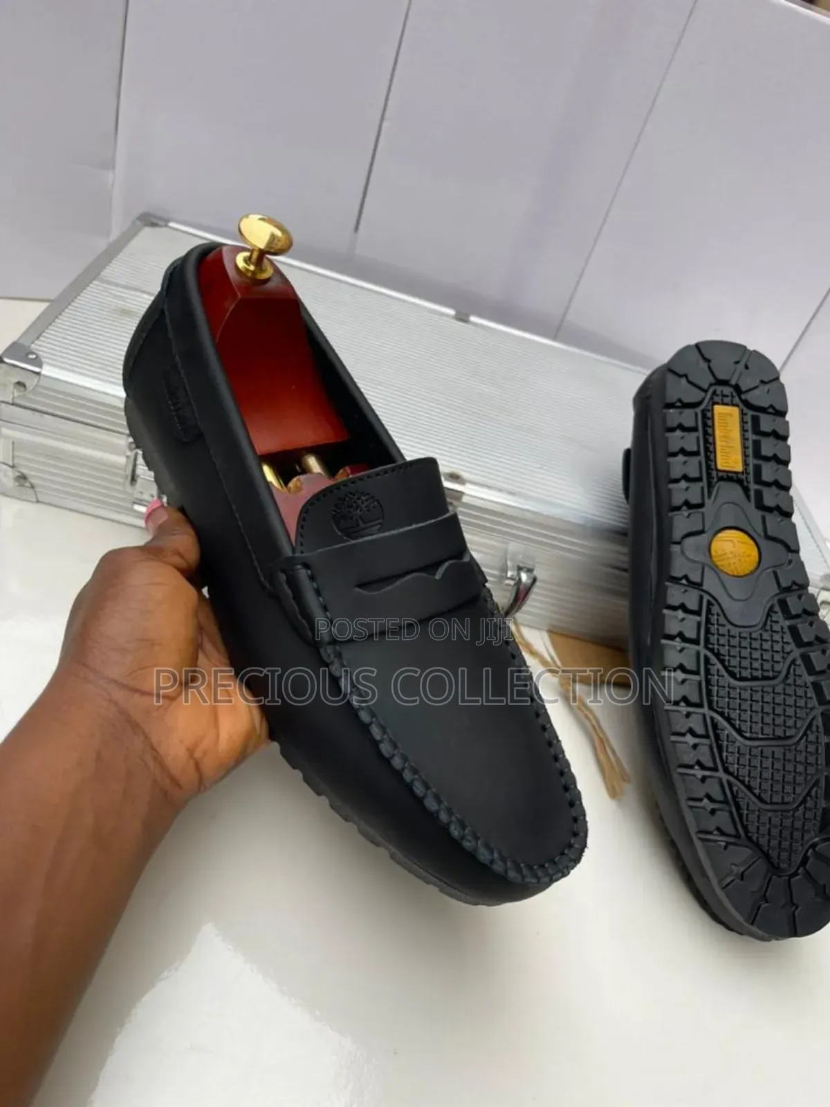 Men's Timberland All Black Leather Pull on Loafers
