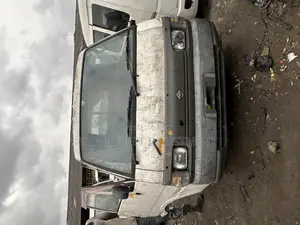 Direct Tokunbo Nissan Vanette Truck