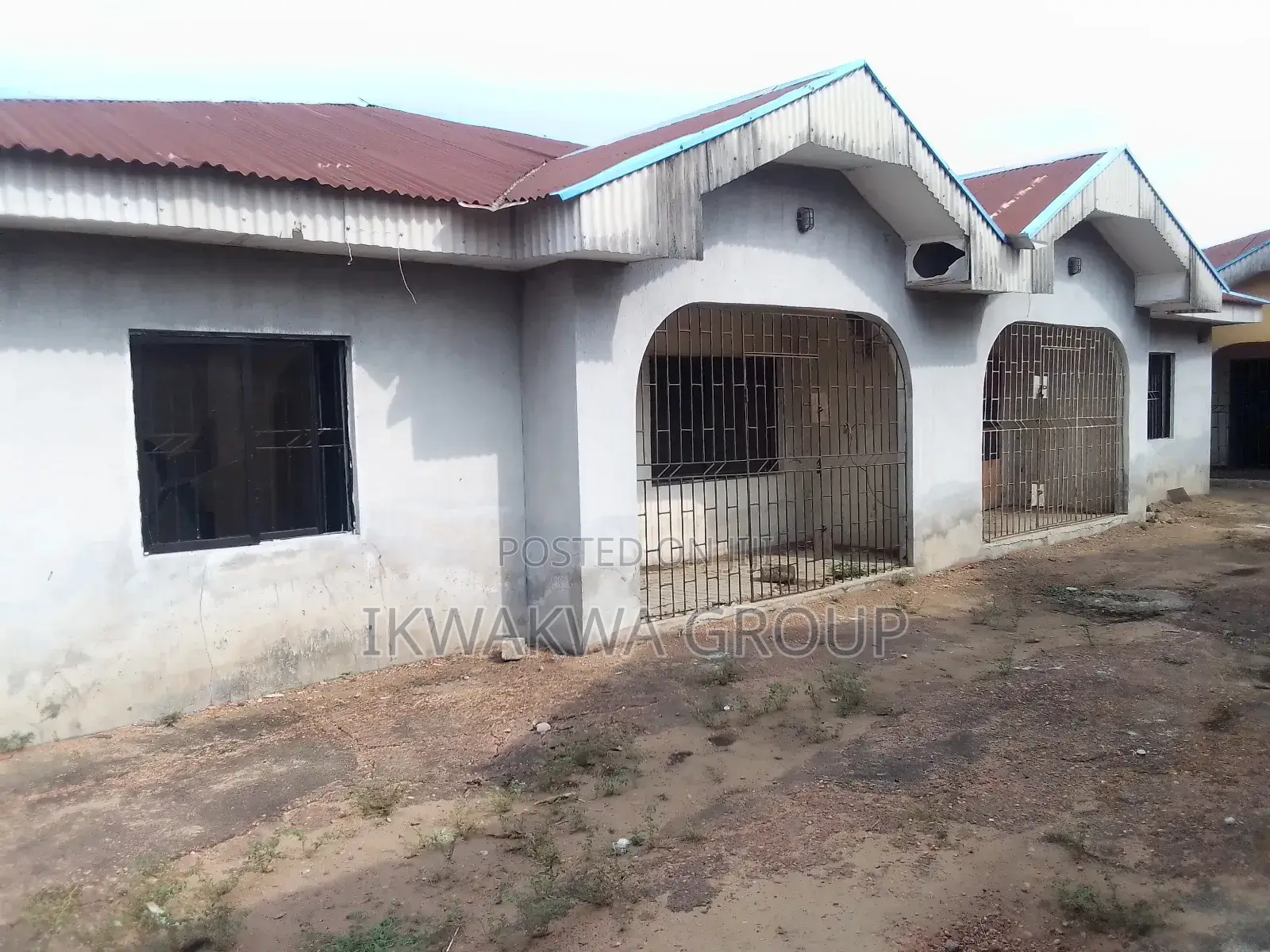 2bdrm Block of Flats in Ndokwa West for sale
