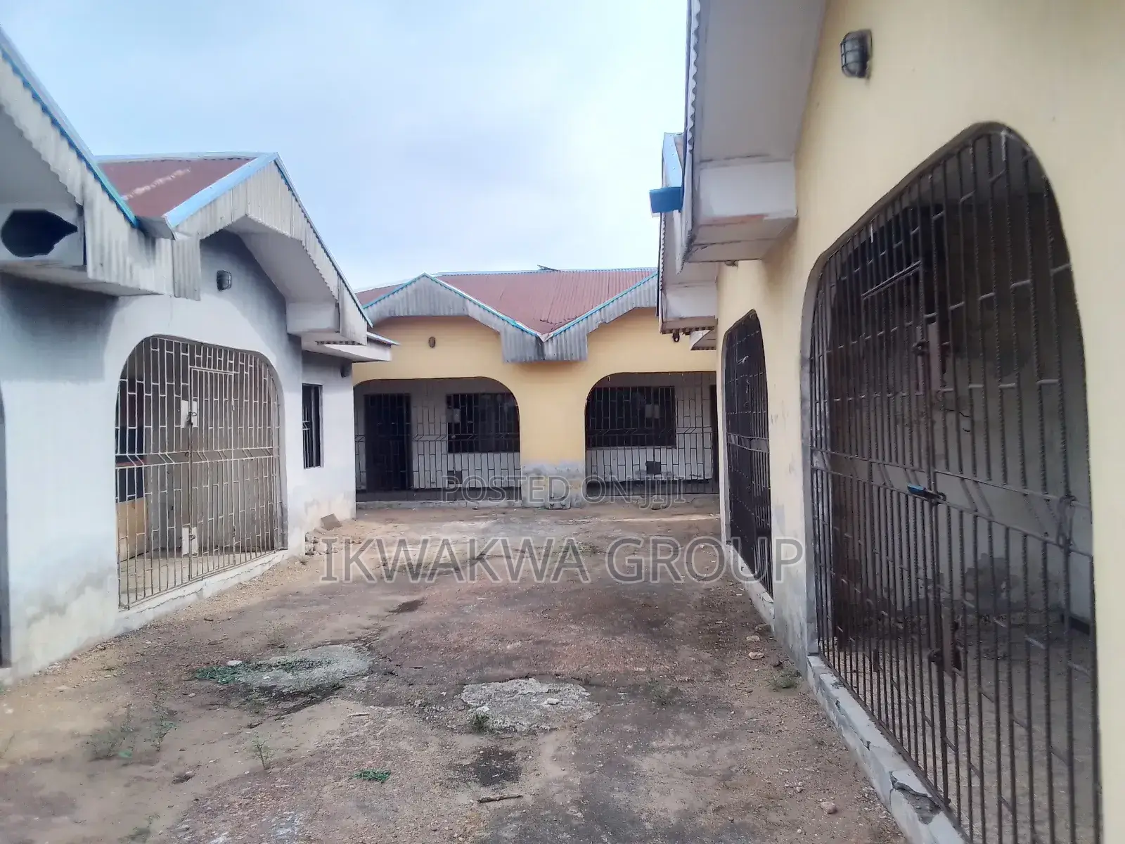 2bdrm Block of Flats in Ndokwa West for sale
