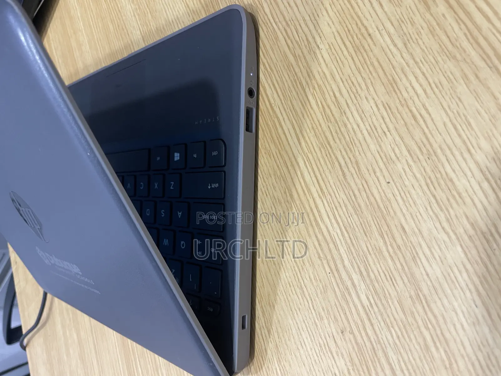 Laptop HP Stream 11 4GB Intel Celeron SSD 128GB