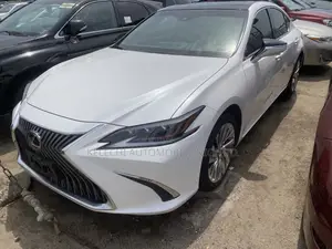 Lexus ES 350 Luxury 2021 White