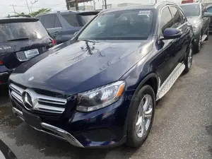 Mercedes-Benz GLC-Class 2016 Blue