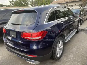 Mercedes-Benz GLC-Class 2016 Blue