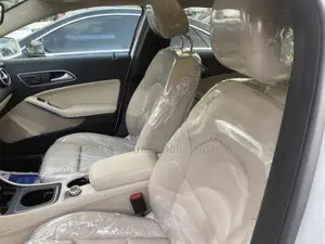 Mercedes-Benz GLA-Class 2017 White