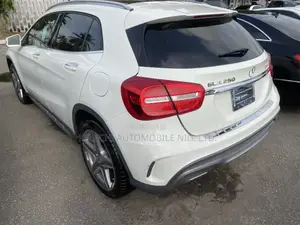 Mercedes-Benz GLA-Class 2017 White