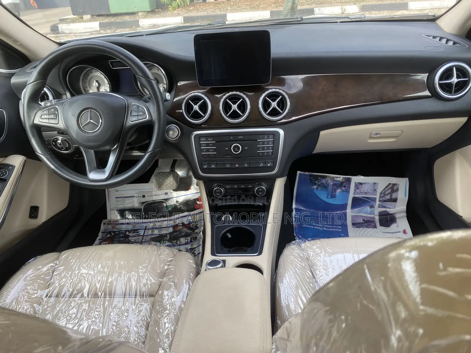 Mercedes-Benz GLA-Class 2017 White