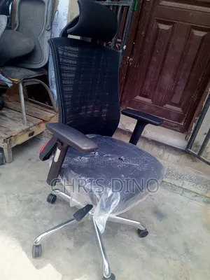 Economic Executive Office Chair With Hairdress