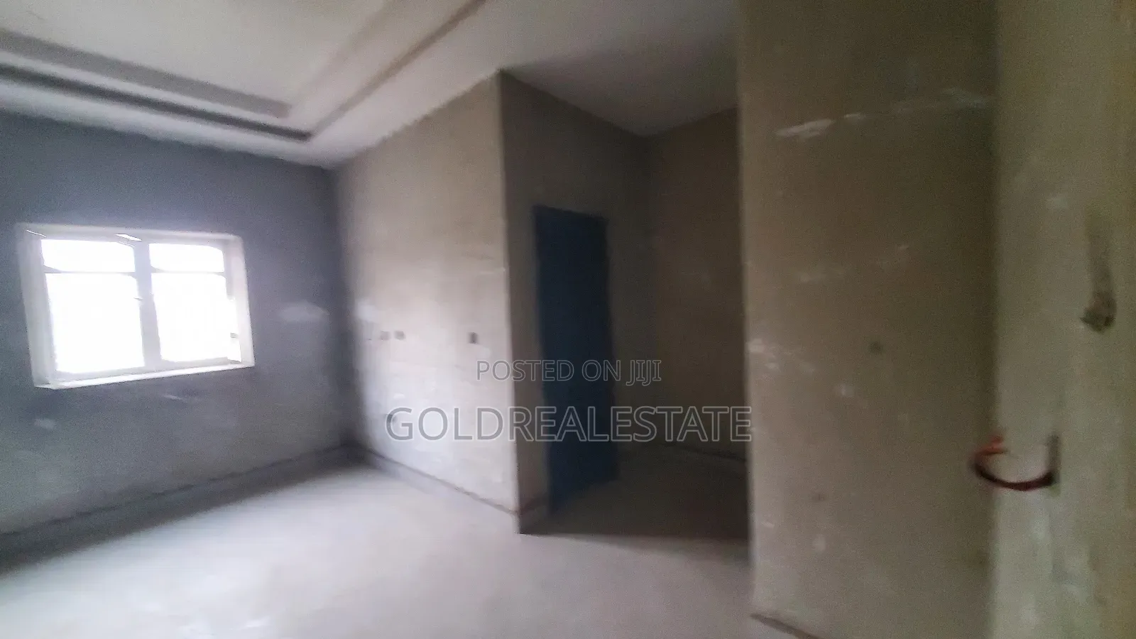 16bdrm Maisonette in City College, Karu for sale