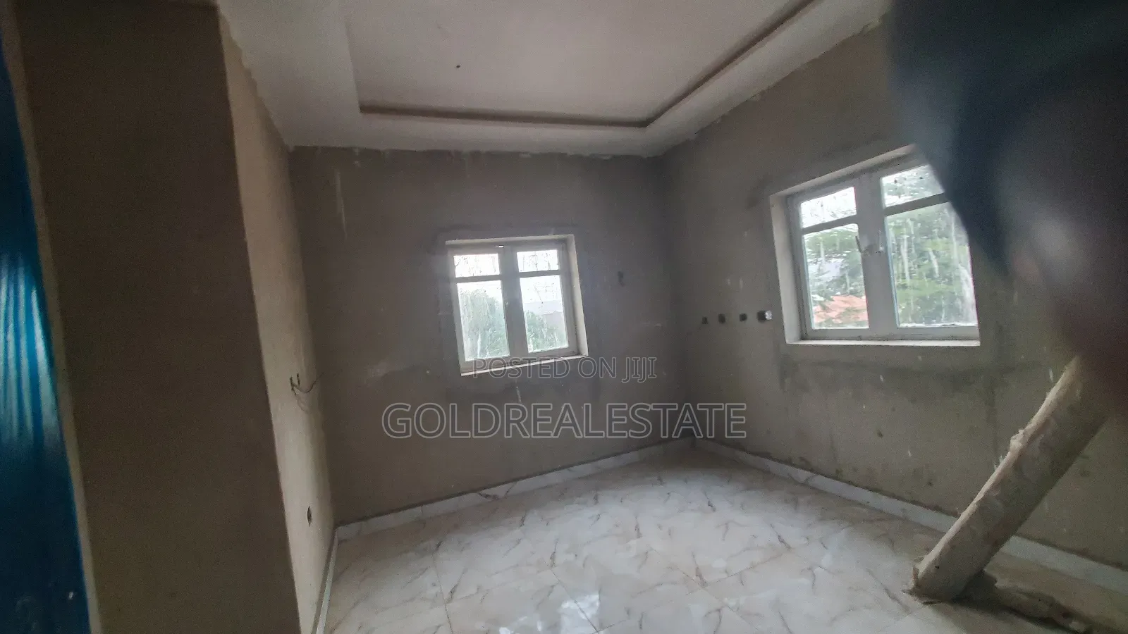 16bdrm Maisonette in City College, Karu for sale