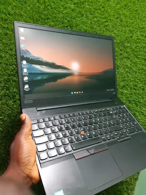 Laptop Lenovo 8GB Intel Core i7 SSD 256GB
