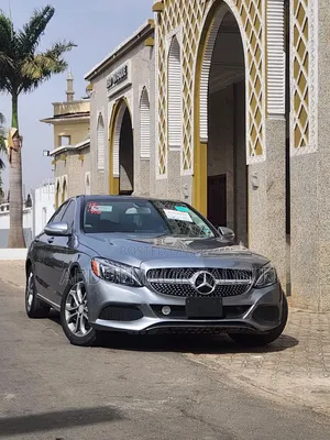 Mercedes-Benz C300 2015 Silver