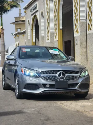 Mercedes-Benz C300 2015 Silver
