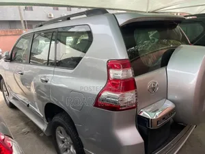 Toyota Land Cruiser Prado 2015 White