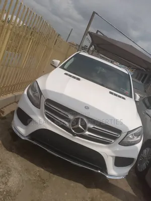 Mercedes-Benz GLE-Class GLE 350d 4MATIC 2016 White