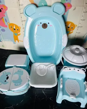 Bear Design Baby Bath Complete Set. Blue and Green