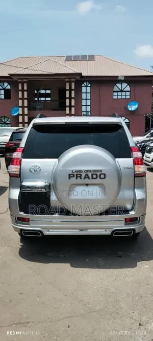 Toyota Land Cruiser Prado 2015 Silver