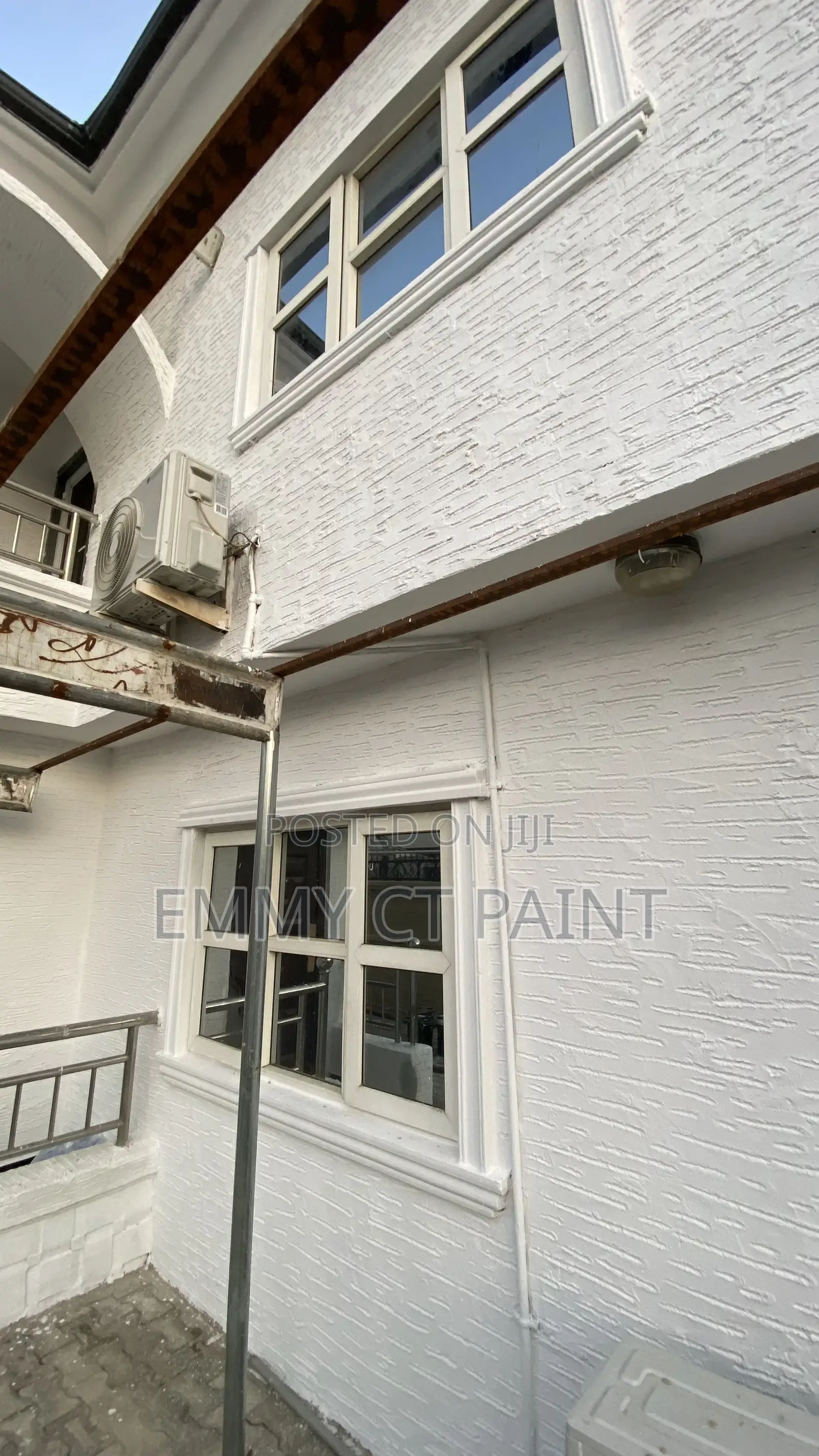 White Gravitex Paint