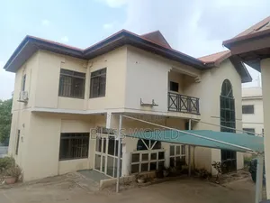 5bdrm Duplex in Utako for rent