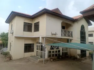 5bdrm Duplex in Utako for rent