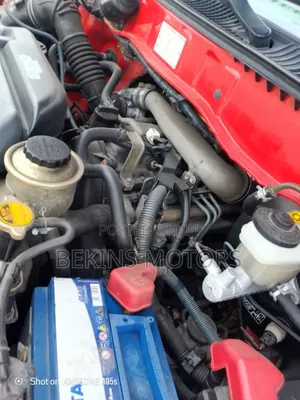Toyota HiAce 2007 Red