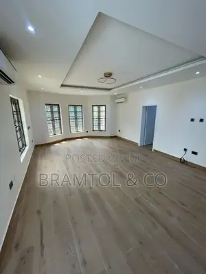 7bdrm Villa in Maitama for rent