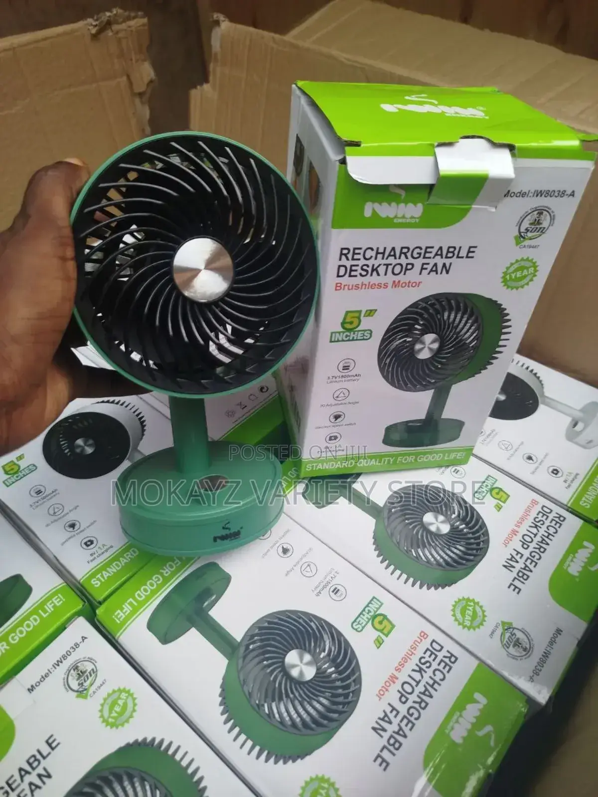 Iwin Rechargeable Rechargeable Desktop Fan