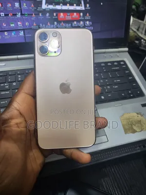 Apple iPhone 11 64 GB Rose Gold