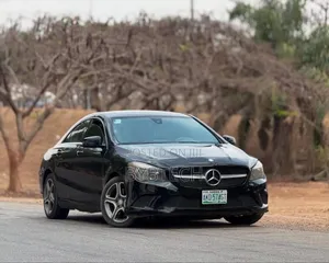 Photo - Mercedes-Benz CLA-Class CLA 250 Sedan 2014 Black