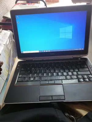 Laptop Dell Latitude 7390 4GB Intel Core I5 HDD 500GB