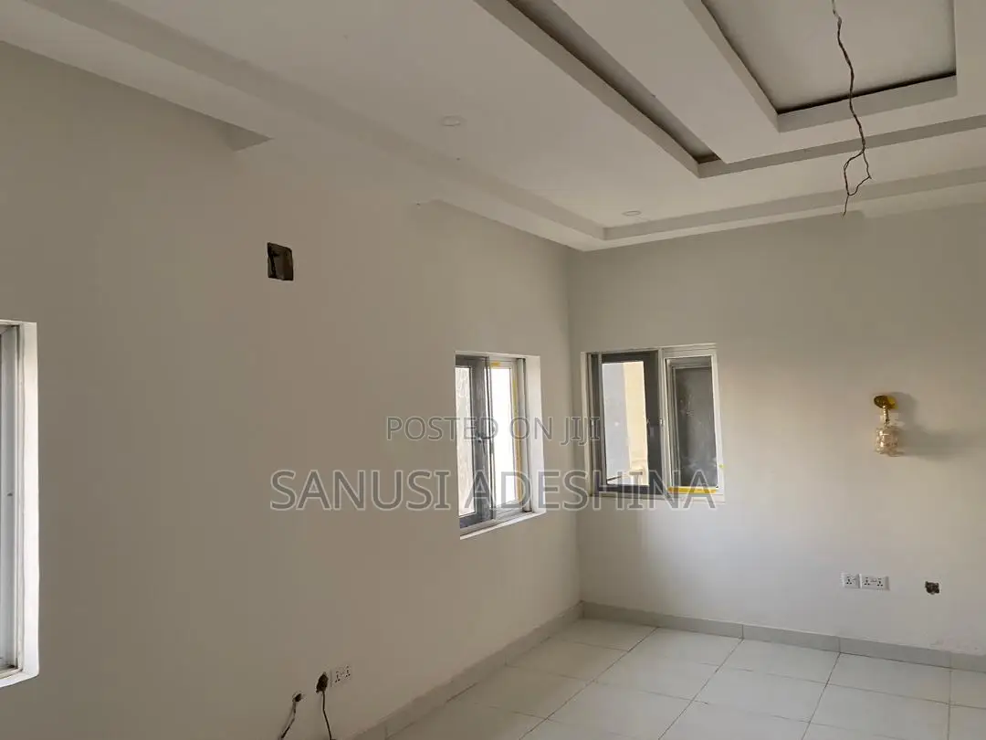 3bdrm Block of Flats in Jahi Gilmore,Fct for sale