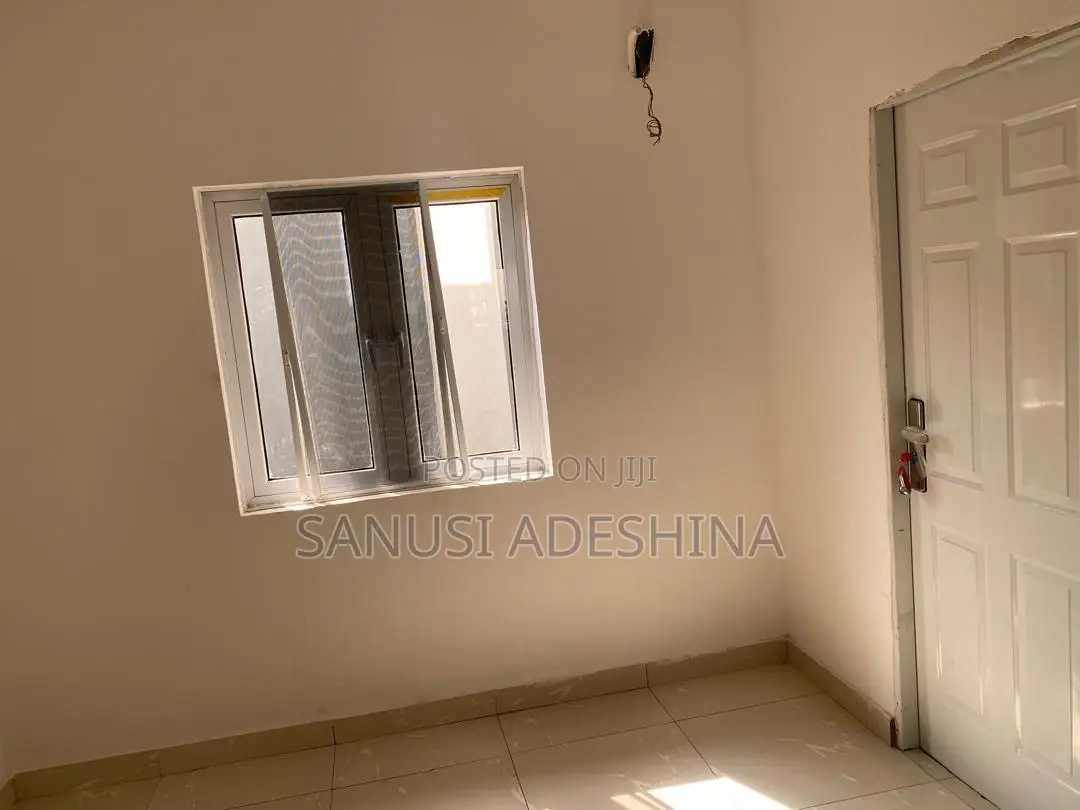 3bdrm Block of Flats in Jahi Gilmore,Fct for sale