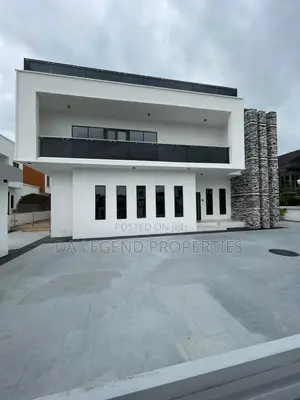 5bdrm Duplex in Ajah for sale