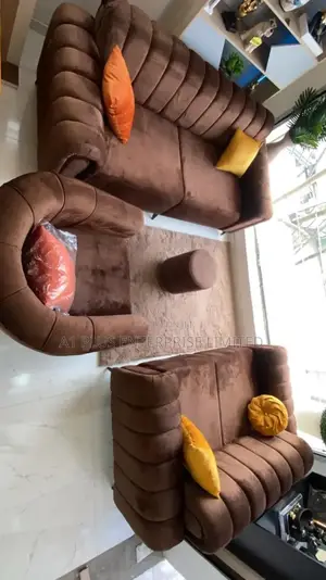 Complete Set Of 3 - 2 - 1 - 1 Brown Sofa With Pillows