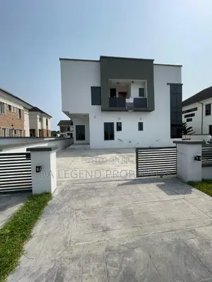 5bdrm Duplex in Ajah for sale