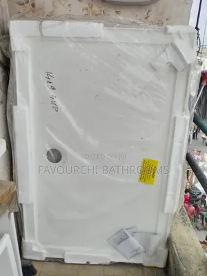 Twyford England 1400x900mm Acrylic Shower Tray