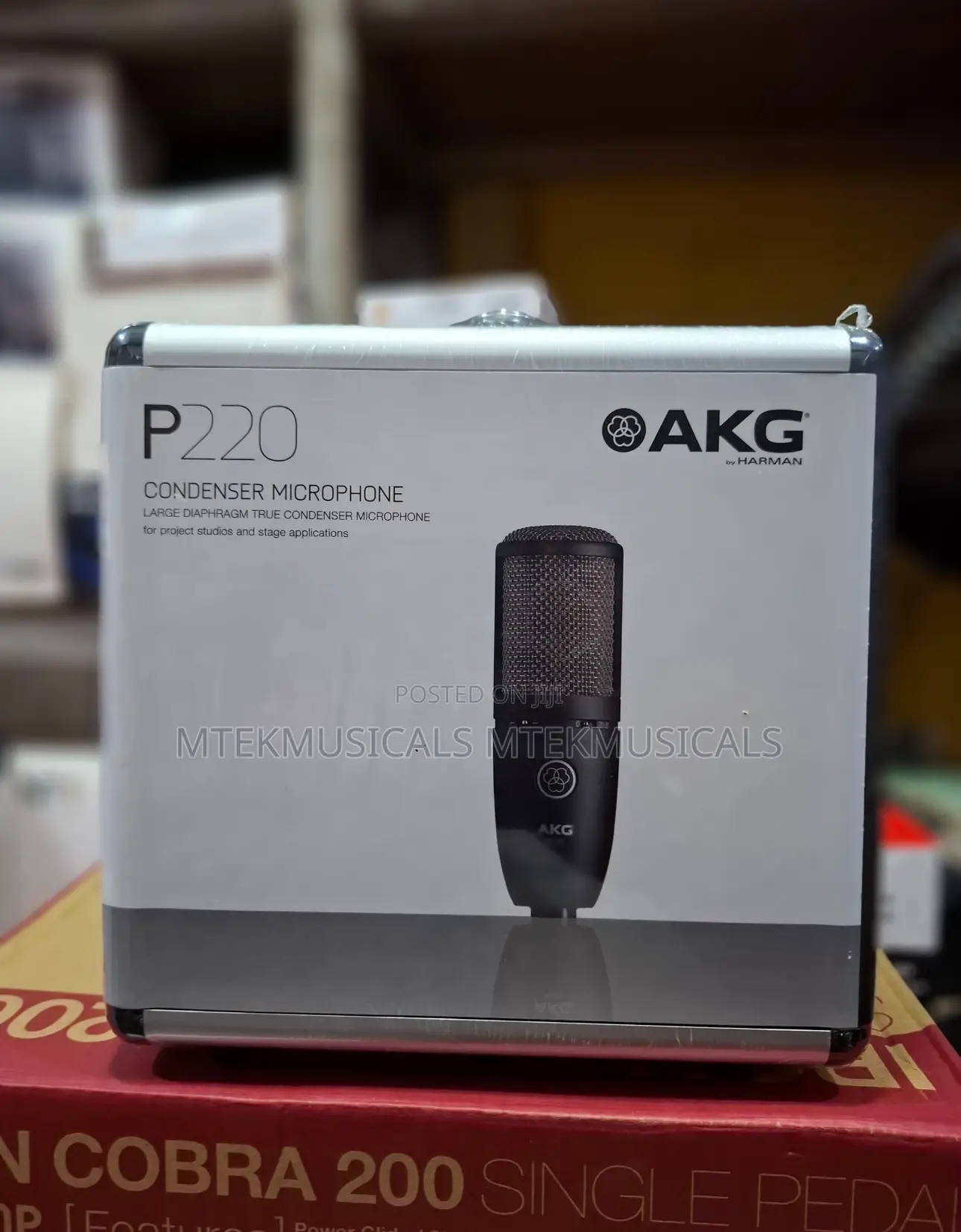 Akg Mic P220