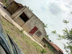 2bdrm Apartment in Ile Igbon Lalupon, Iwo Road for sale