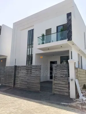 Photo - 4bdrm Duplex in Royal Pine Estate for sale