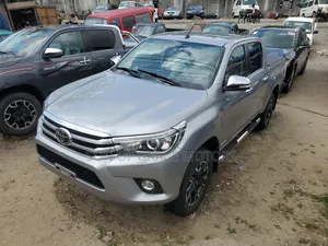 Toyota Hilux 2017 Silver