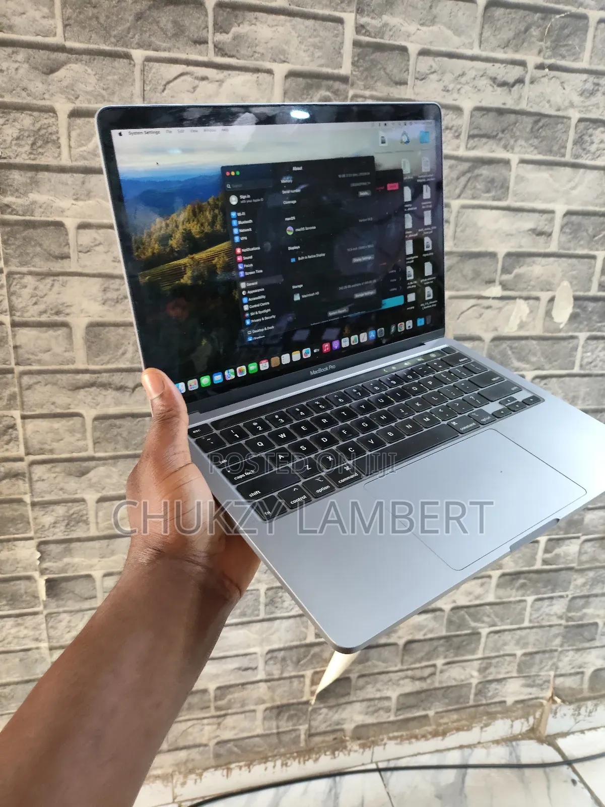 Laptop Apple MacBook Pro 2020 16GB Intel Core I5 SSD 512GB