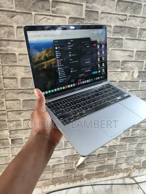Laptop Apple MacBook Pro 2020 16GB Intel Core I5 SSD 512GB