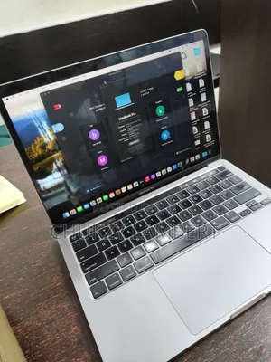 Laptop Apple MacBook Pro 2020 16GB Intel Core I5 SSD 512GB