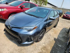 Toyota Corolla LE ECO 4dr Sedan (1.8L 4cyl CVT) 2017 Matt Black