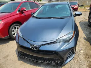 Toyota Corolla LE ECO 4dr Sedan (1.8L 4cyl CVT) 2017 Matt Black