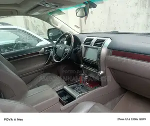 Lexus GX 460 2012 Gold