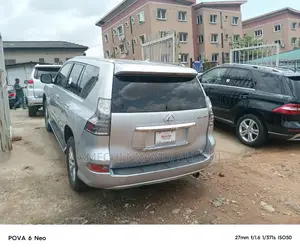 Lexus GX 460 Luxury 2016 Silver
