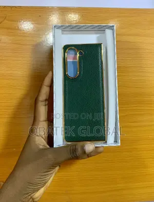 Fold 5 Phone Pouch