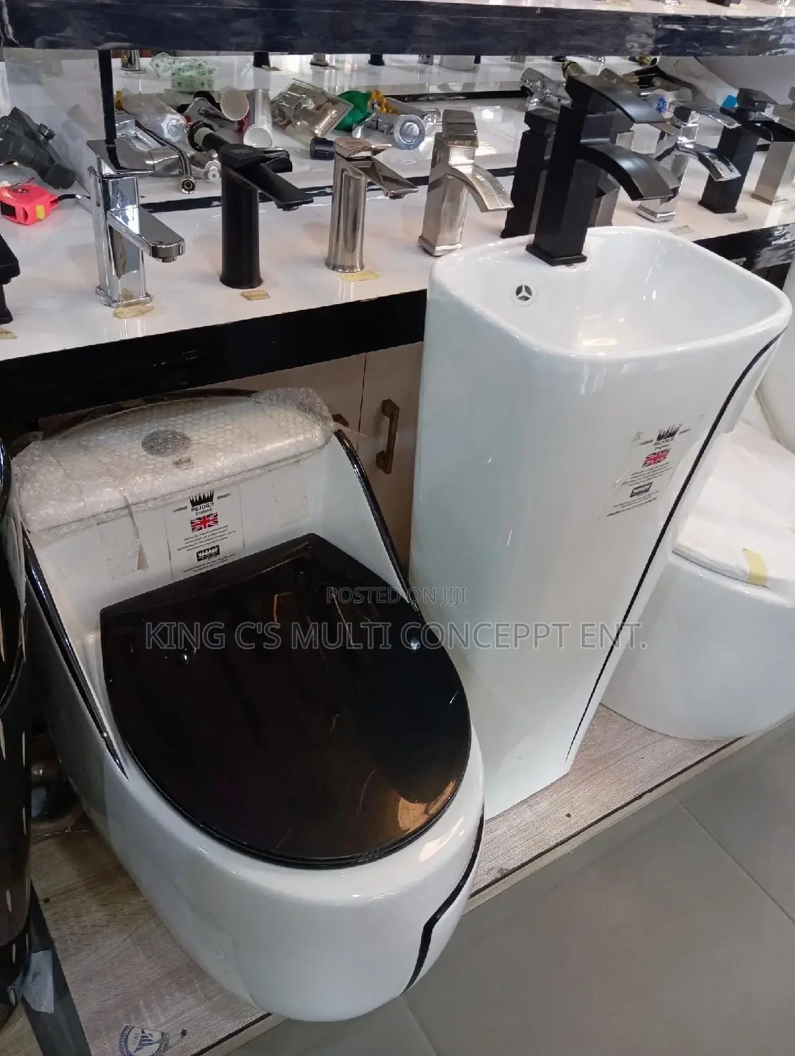 Executive Water Closet (Complete Set)