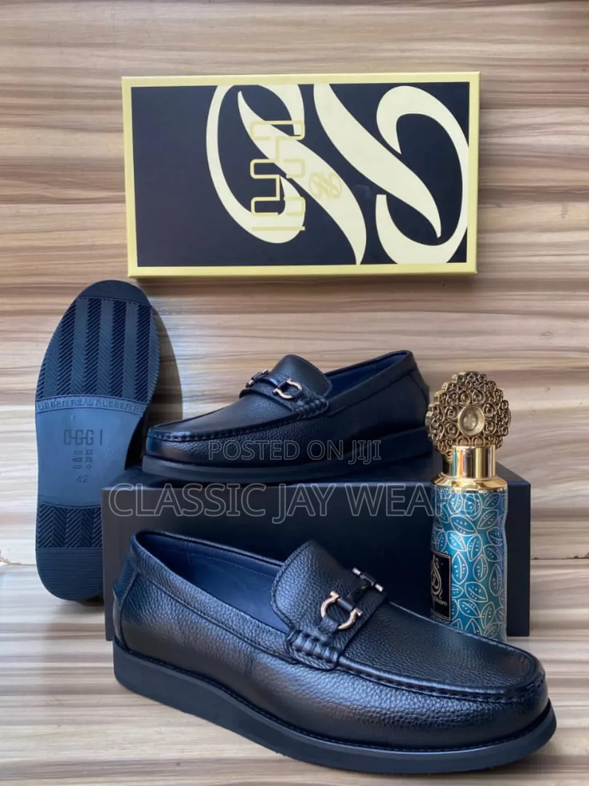 Quality Pair Shoe Available in Sizes and Colors